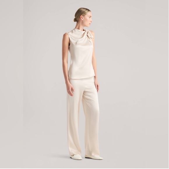 St. John Santana Knit Pull On Elastic Waist Pants NWOT Beige XL - Picture 6 of 10